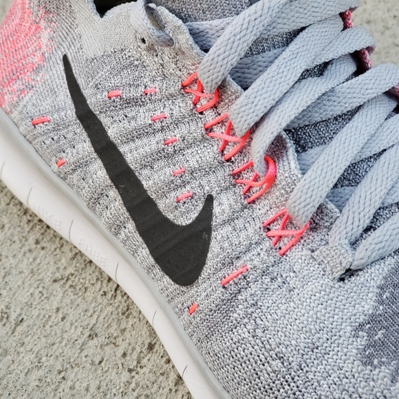 SOLD Nike Free RN Flyknit SE Premium Women's 8 - Picture 3 of 8